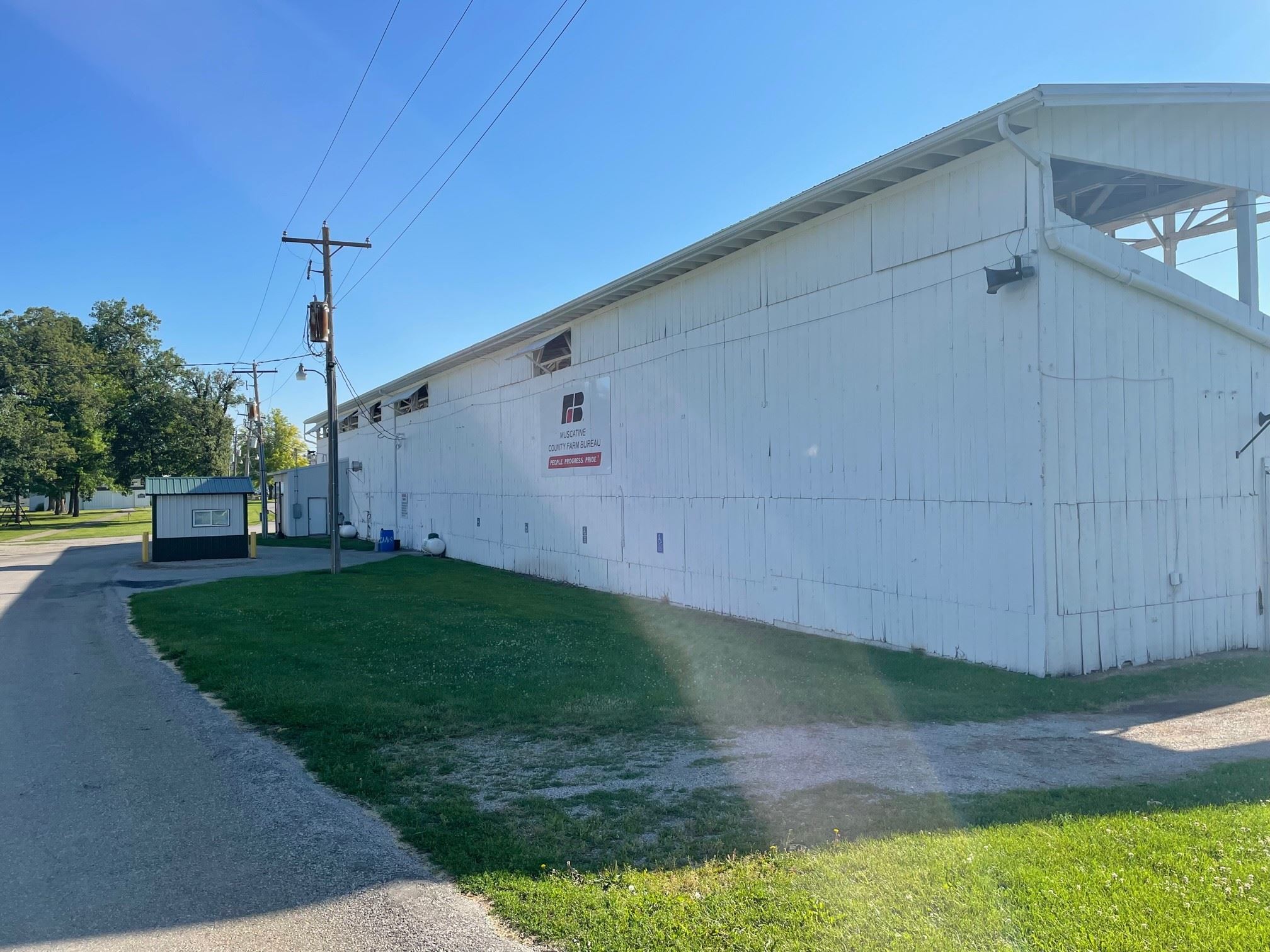 Amplitheatre Outside